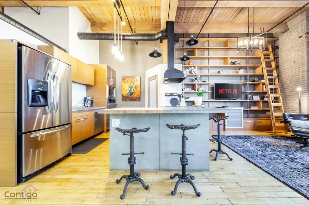 Historic Jd Loft, Near Ice District, Rogers Place, Ug Parking Edmonton Eksteriør billede