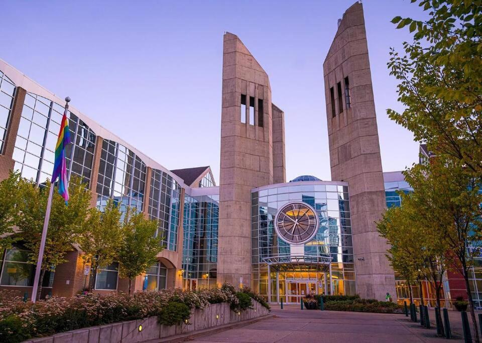 Historic Jd Loft, Near Ice District, Rogers Place, Ug Parking Edmonton Eksteriør billede